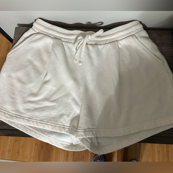 A New Day Loungewear Shorts - Picture 1 of 3